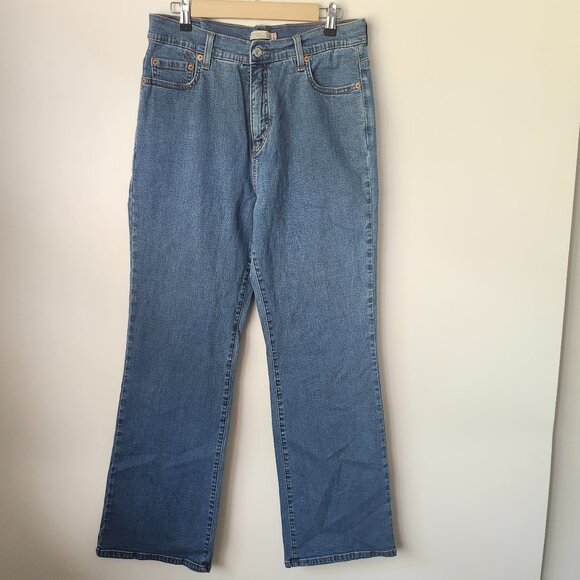 Levi’s 512 Perfectly Slimming Bootcut Jeans Women’s Size 16M Stretch Denim Mediu - Picture 1 of 4
